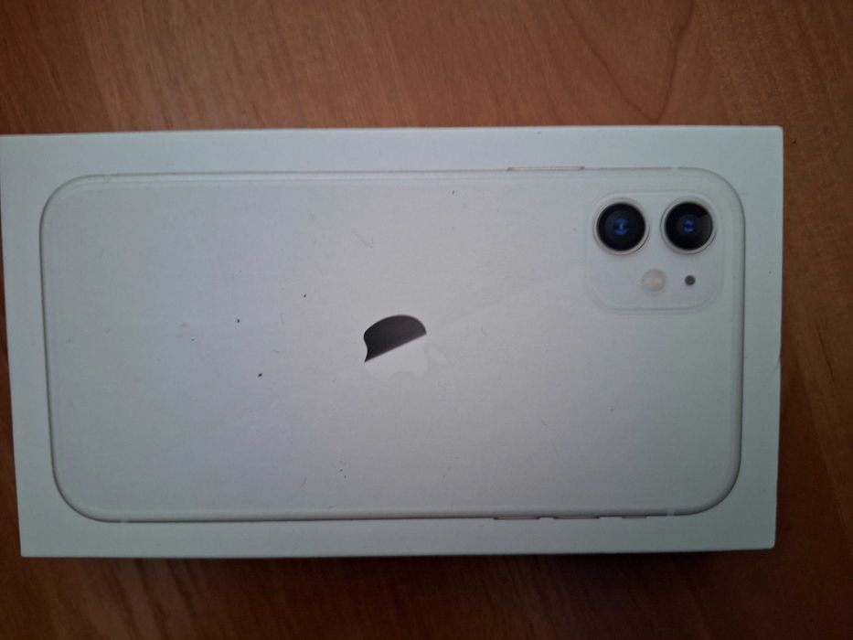 iPhone 11 64гб в отлично състояние