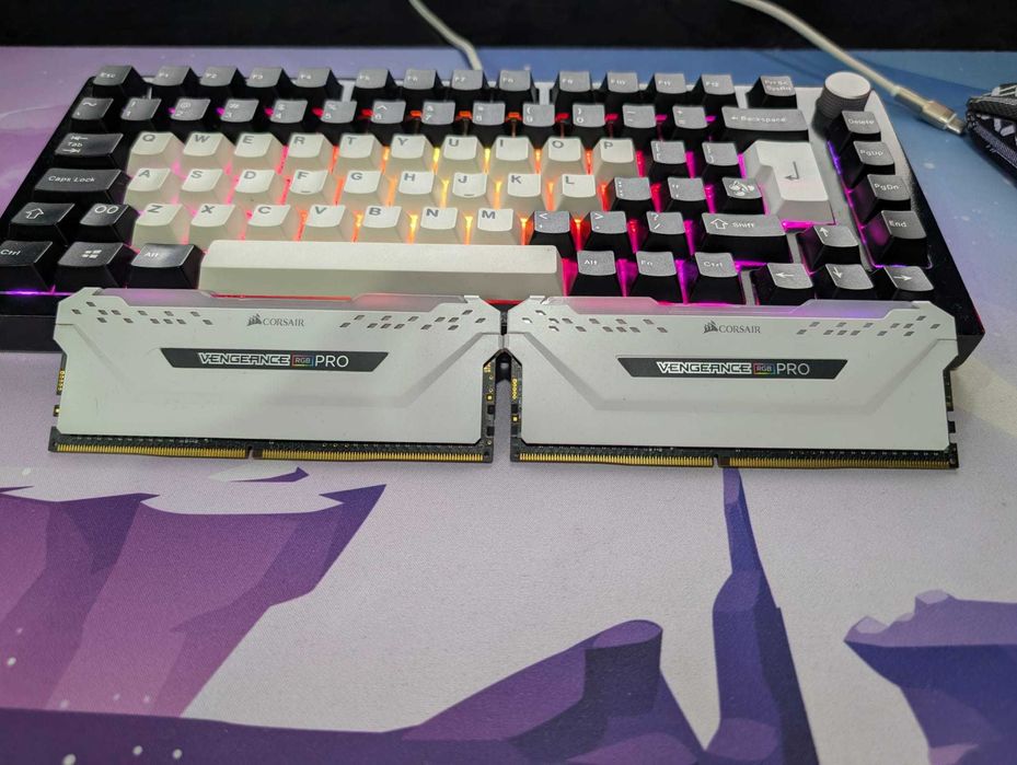 Corsair Vengance RGB PRO 16GB RAM DDR4 2666MHz CL16