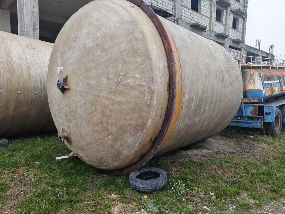 Vând bazine fibra/inox