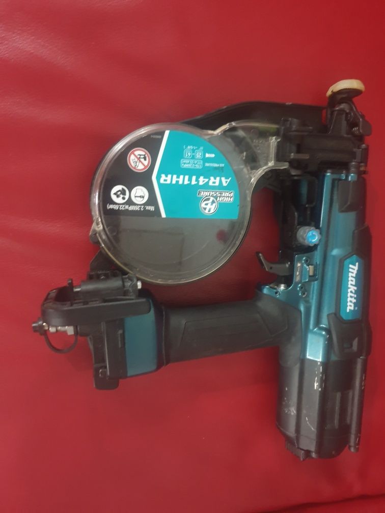 Makita Pistol pneumatic de insurubat