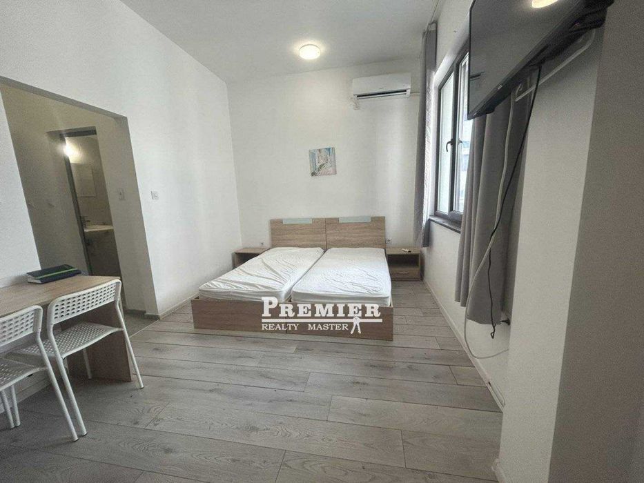 Студио с ниска такса на първа линия в Поморие