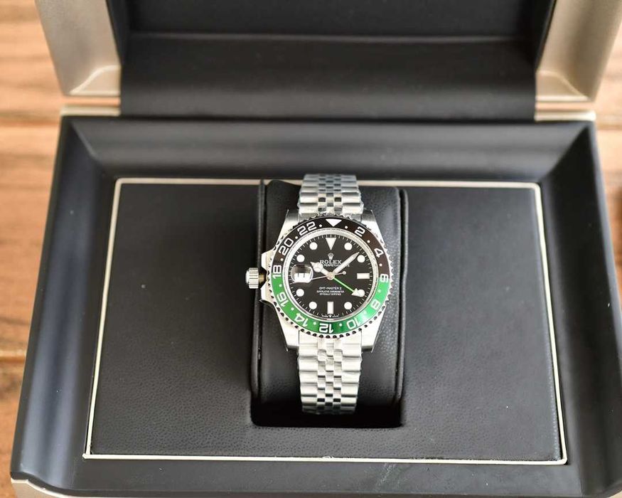 Rolex GMT-Master 2 "Sprite" с автоматичен механизъм