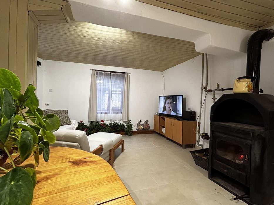 Продава се Къща в с. Дълбок дол, Област Ловеч - 1291 кв.м за 202 €/кв.м - Снимка #3