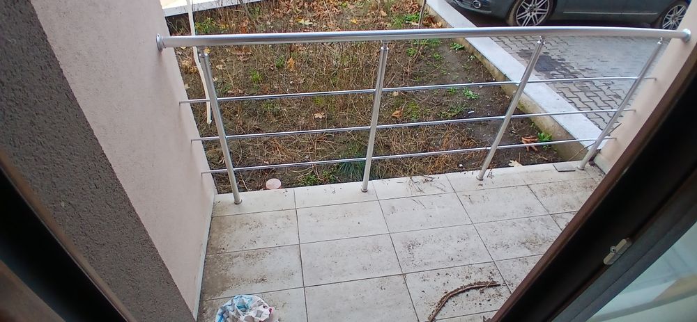 Парапет за тераси