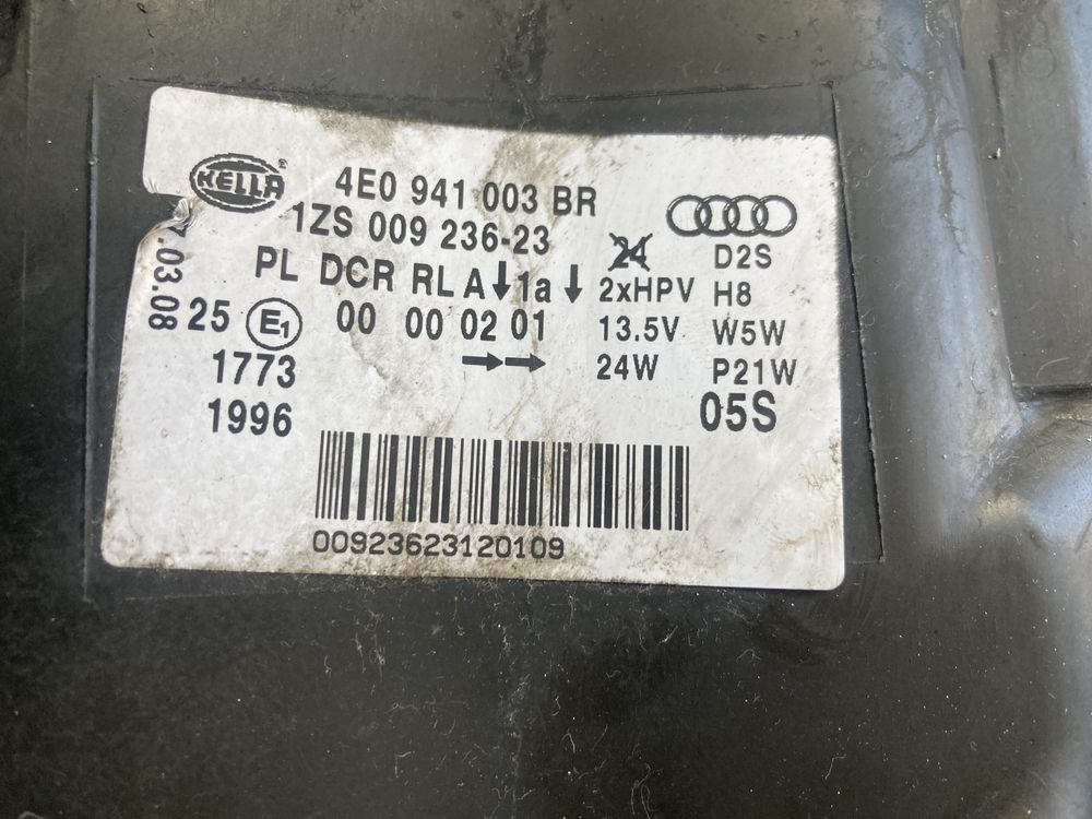 Audi A8 D3  Фарове xenon със завиване