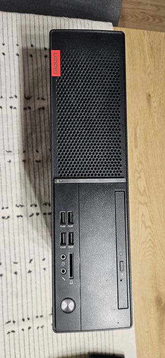 Lenovo v520s/ssd250gb/12gb ram/pentium4560 3.50ghz