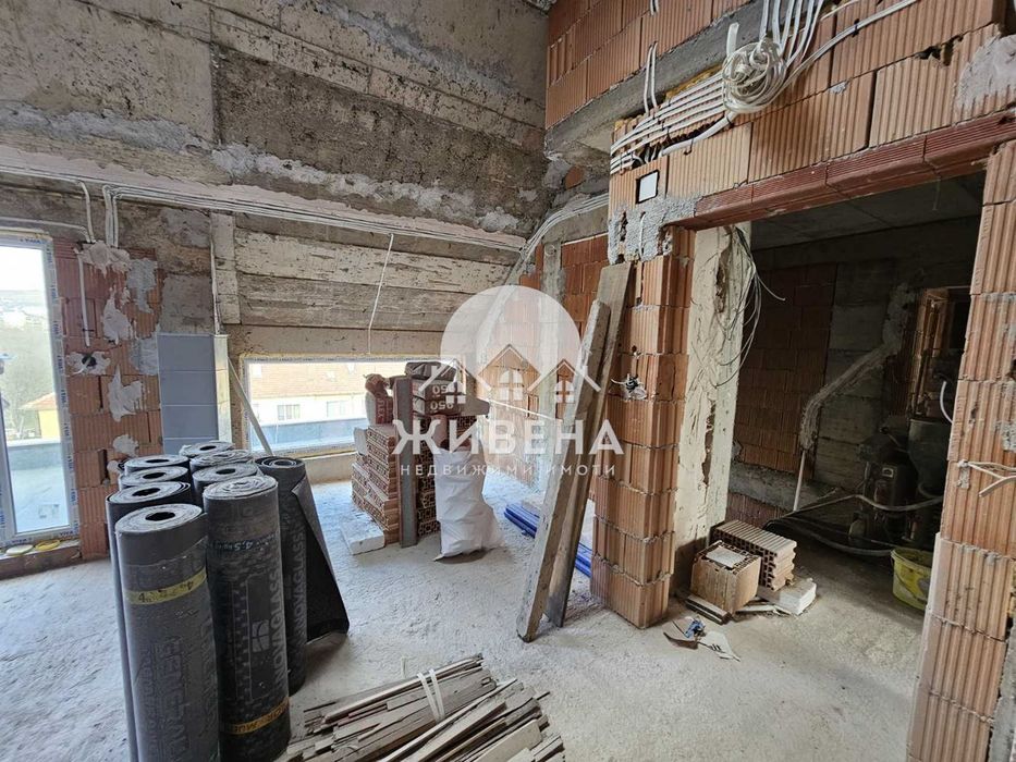 Продавам нов 3-стаен мезонет, кв. Погребите, площ 124 кв.м