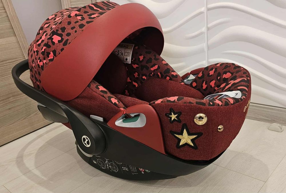 Столче за кола Cybex Cloud T i-Size Rockstar