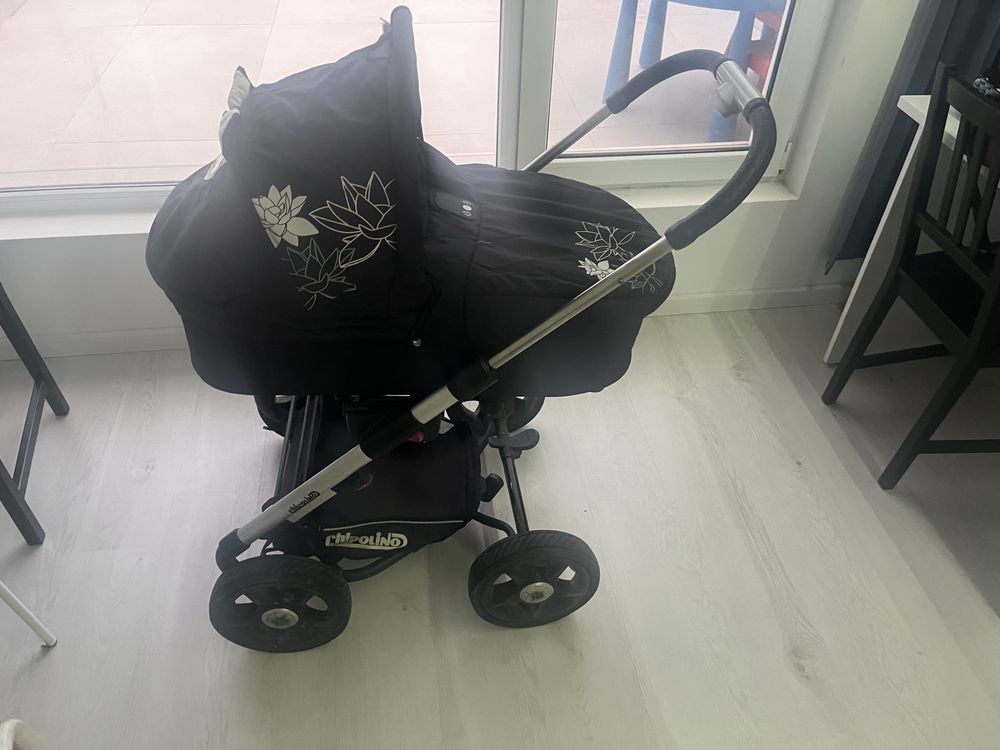 Продавам детска количка Chipolino Neva Move 2в1