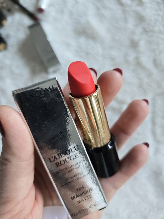 Гримове тестери на Lancôme