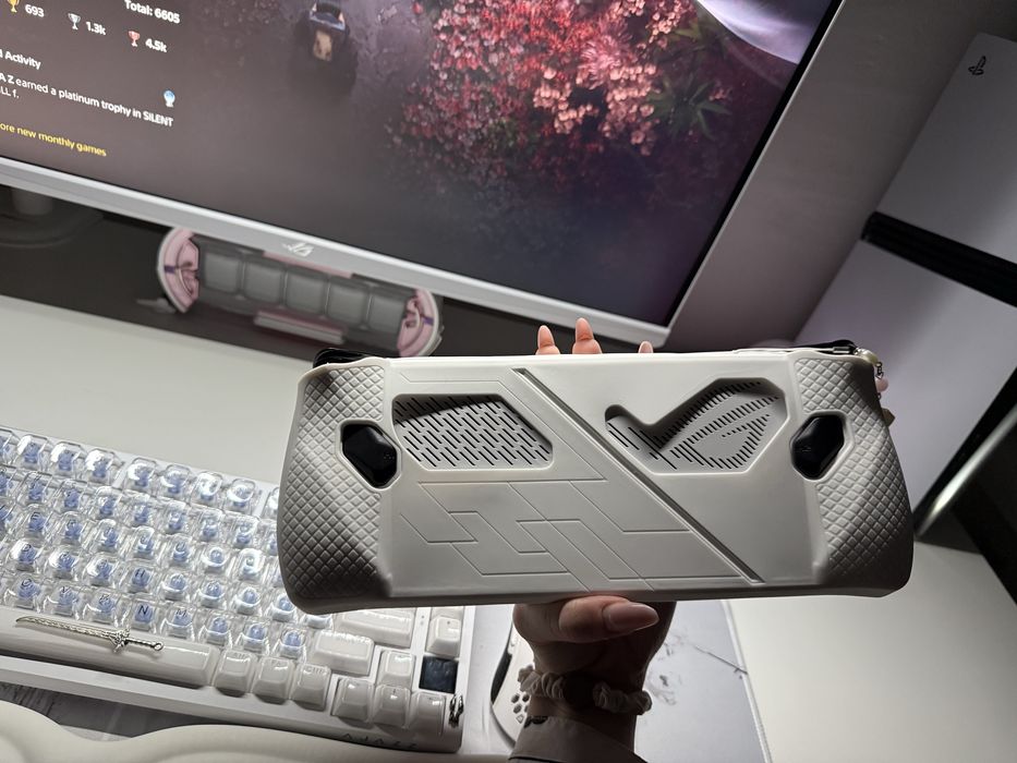 Asus Rog Ally z1 Extreme