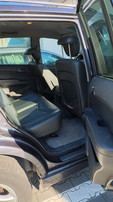 Se vinde 4x4 SsangYong