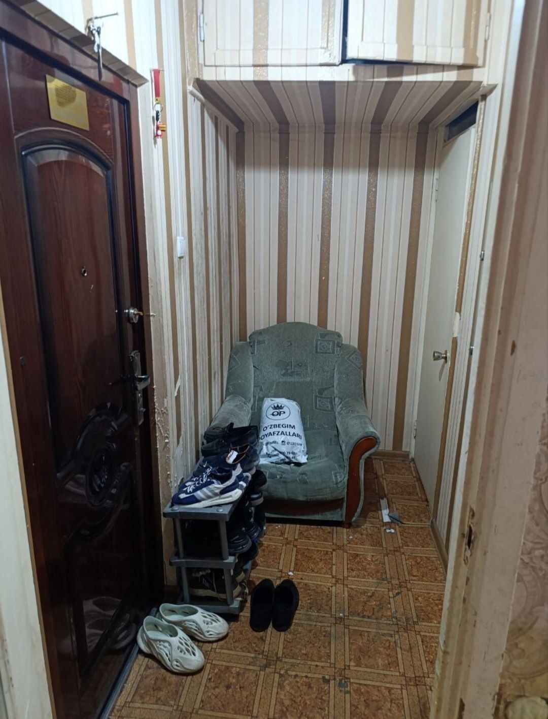 #БАЛКОН 1,5×6,Чиланзар 19 Квартал,1в2\2\4,Продаётся Квартира, Ор:Атлас