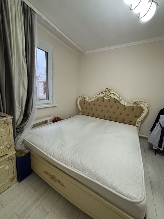 продается кровать, отличное состояние