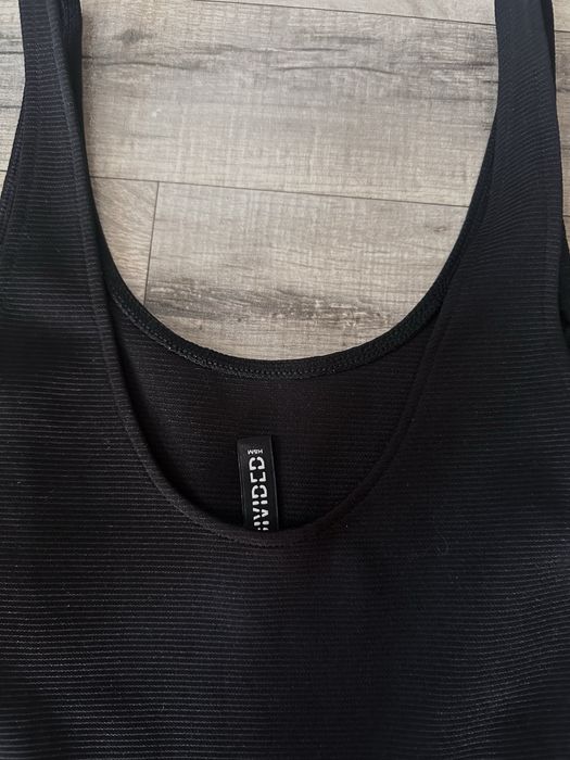 Черна рокля, H&M divided