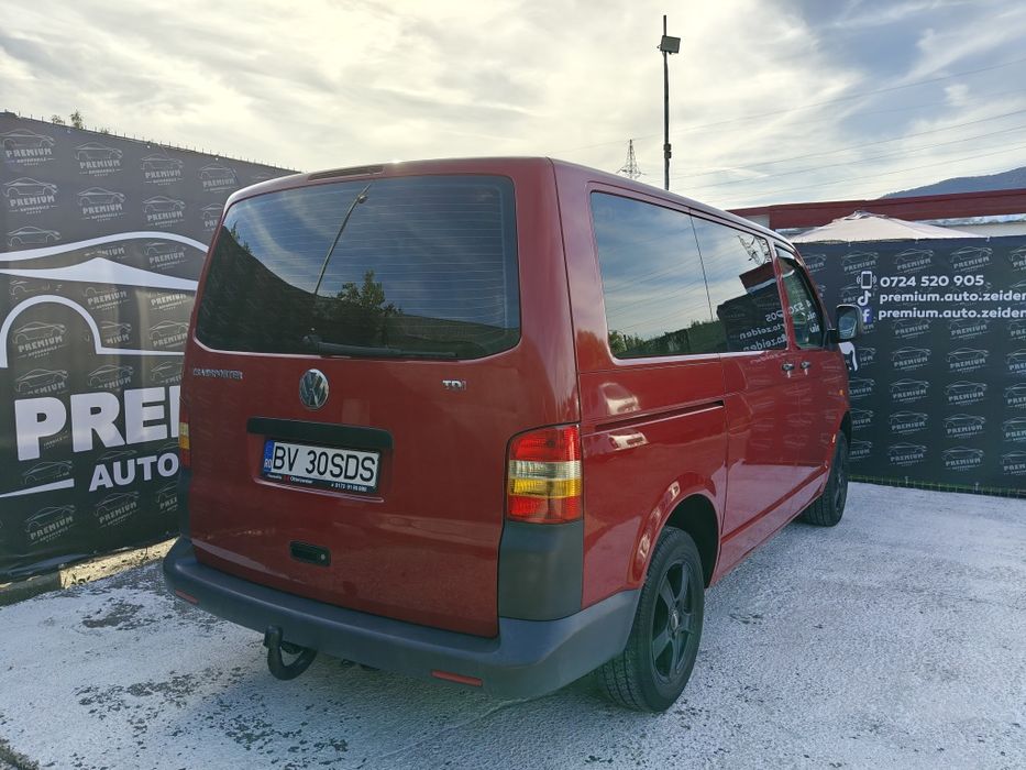 VW Transporter 1.9 TDI 102 CP /8+1 L/Aer condiționat/Sirocco/Cârlig