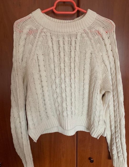 Pulover crem marimea S
