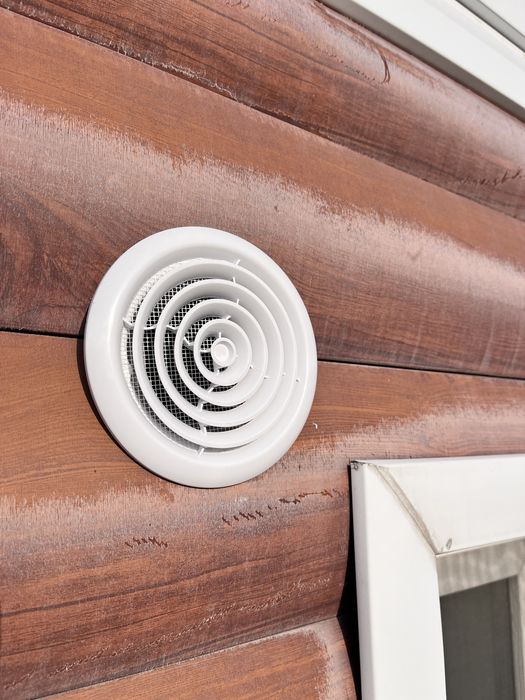 Установка рекуператоров, приточных клапанов, простых вытяжных систем.