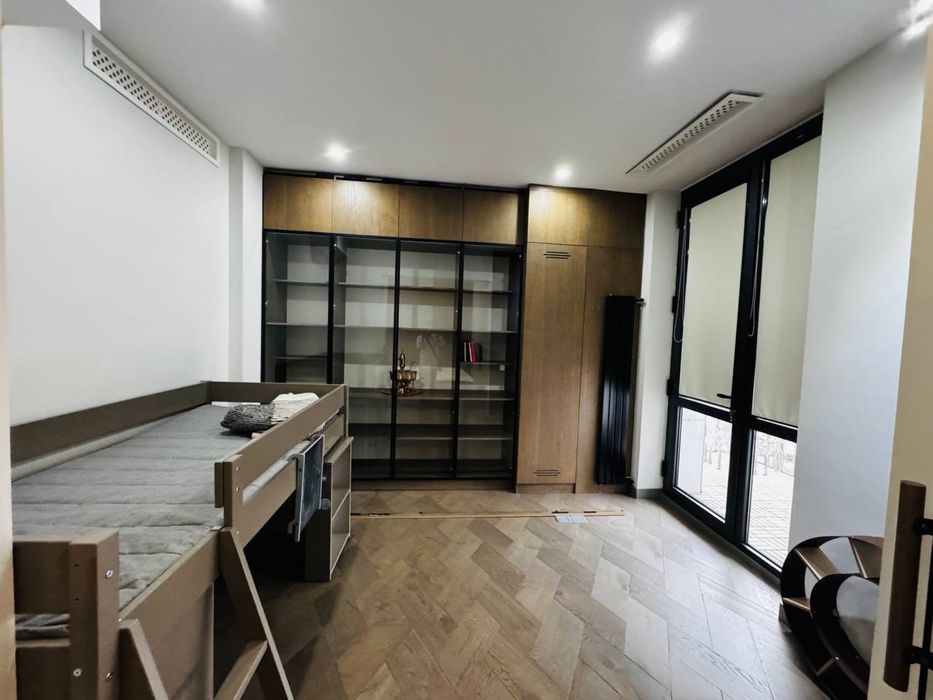 Срочно евро квартира ЖК Минор на: Малика 4/5/8 140квадрат