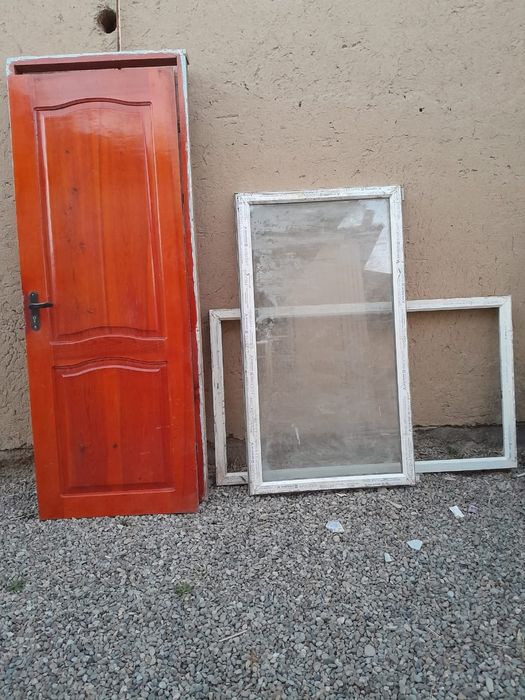 Двер и Окна продаются срочно звоните