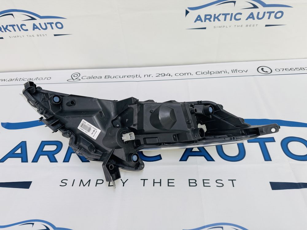 Far dreapta led Nissan Juke dupa 2014 cod 26120-BV81J