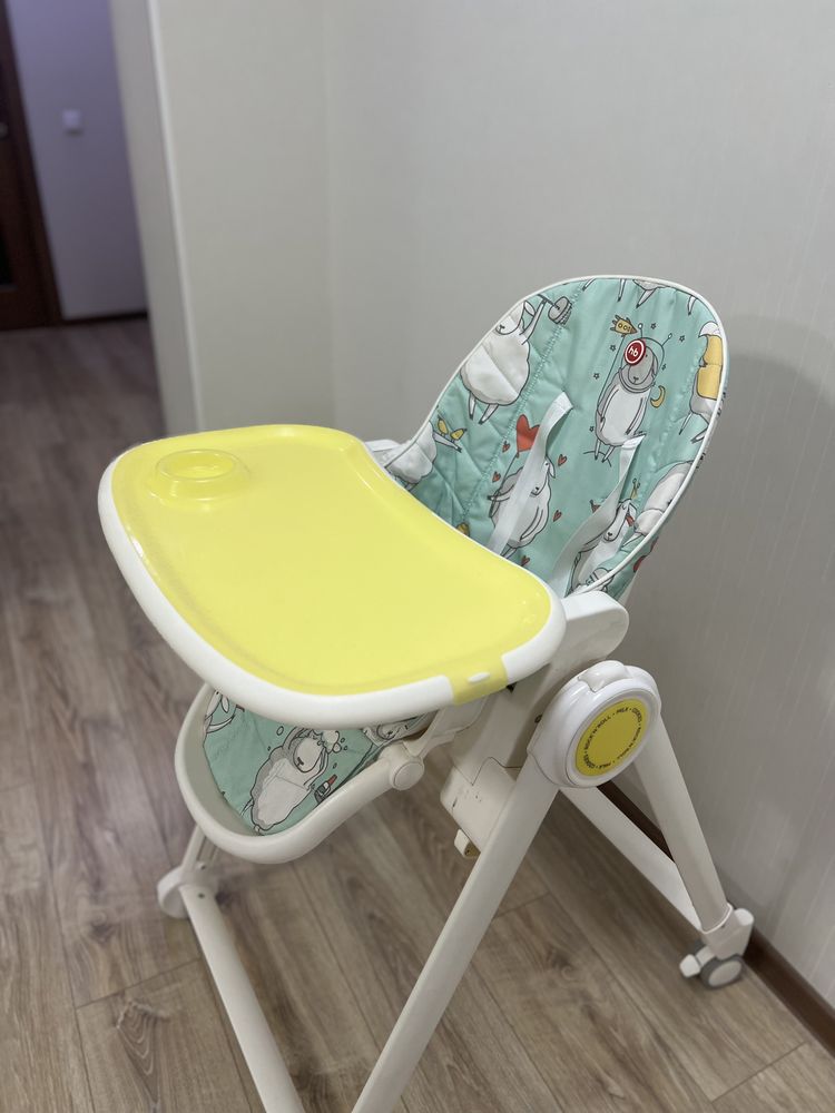 Детский стул для кормления  happy baby с 3-х месяцев