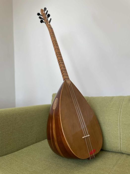 Саз баглама къс Сап Уникален звук  със вграден микрофон  нов!