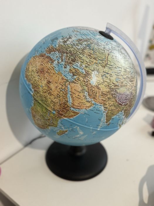 Globul pamantesc veioza