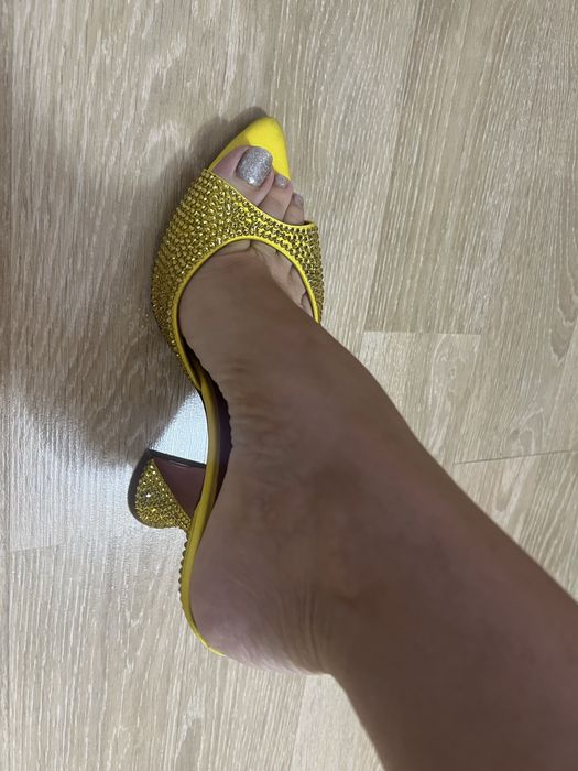 Papuci cu toc Amina Muadi