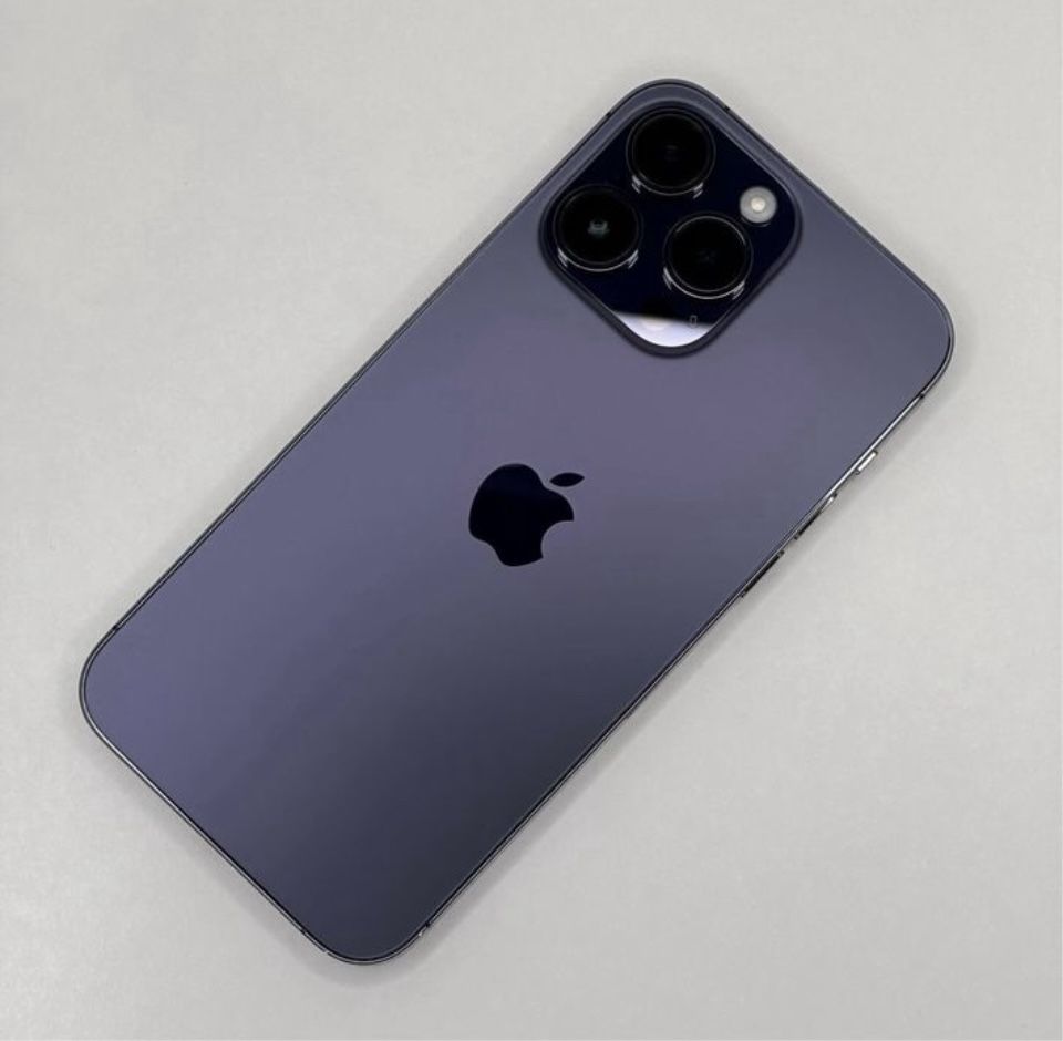 Iphone 14pro purple