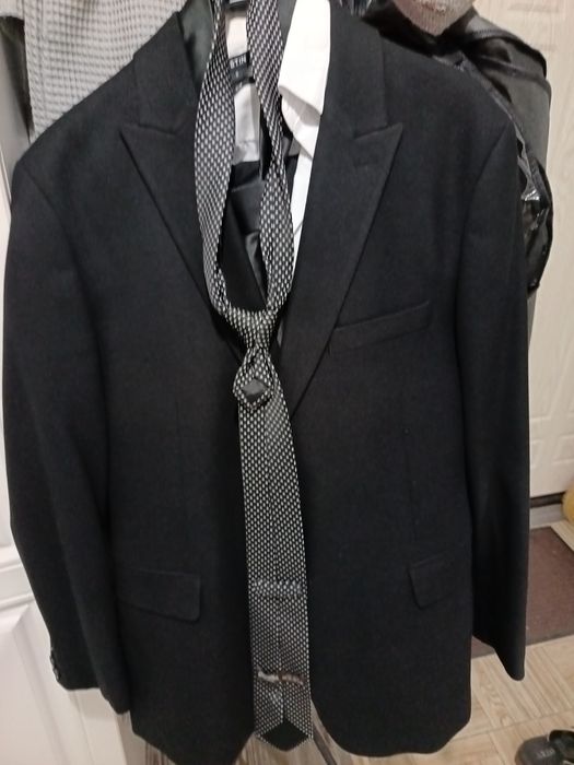 Продам мужской костюм