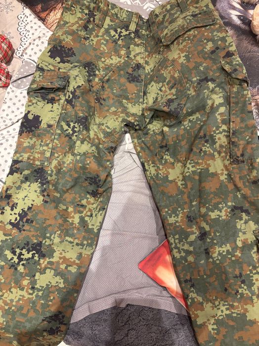 Камуфлажен панталон XS