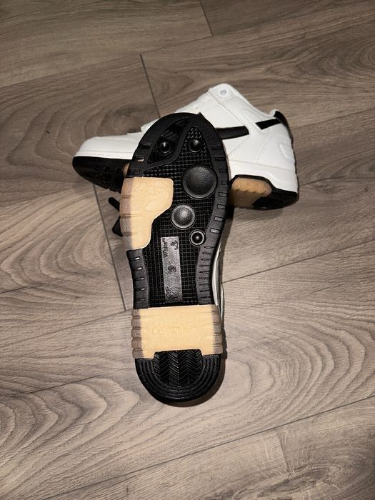 Off White