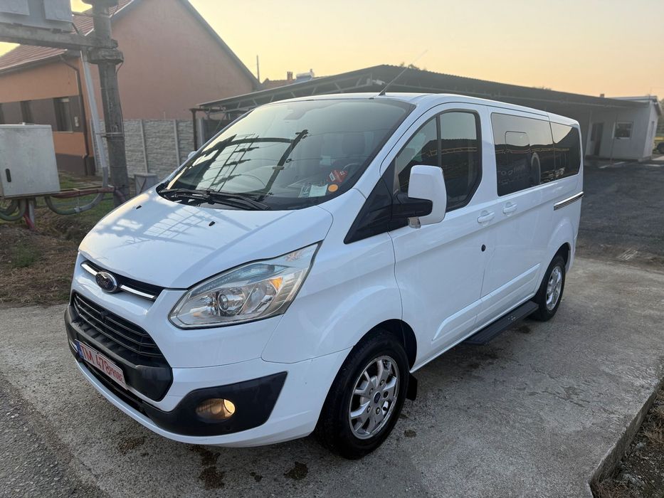 Ford Tourneo Custom Turneo Custom 8 locuri