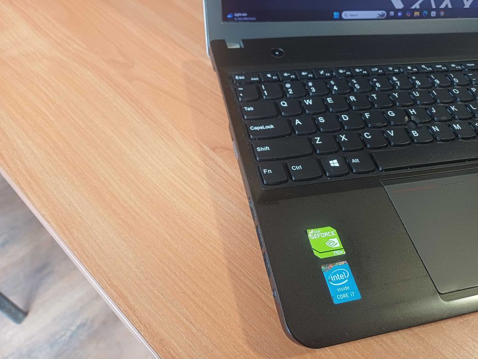 Lenovo FHD ™ i7-4702MQ/Nvidia GT 740М/12GB Ram/256GB SSD