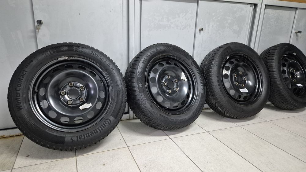 4 jante 5×112 R16 originale VW cu anvelope NOI 205 55 16 Continental