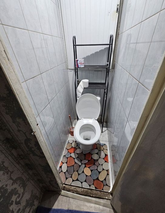 Продаю на Карасу6 1/3/5 балкон 2,*3