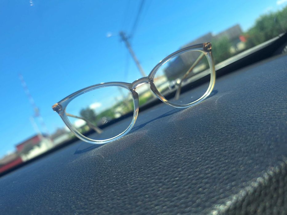 Ramă cu tot cu lentile de vedere