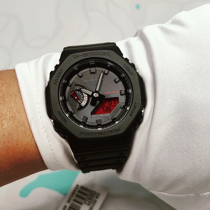 Наручные часы Casio G-shock solar bluetooth GA-B2100BBR-1A