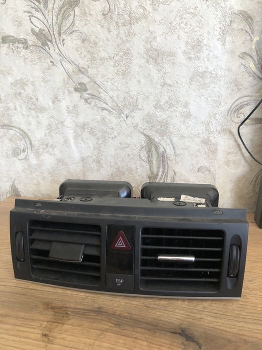 части от mercedes w204