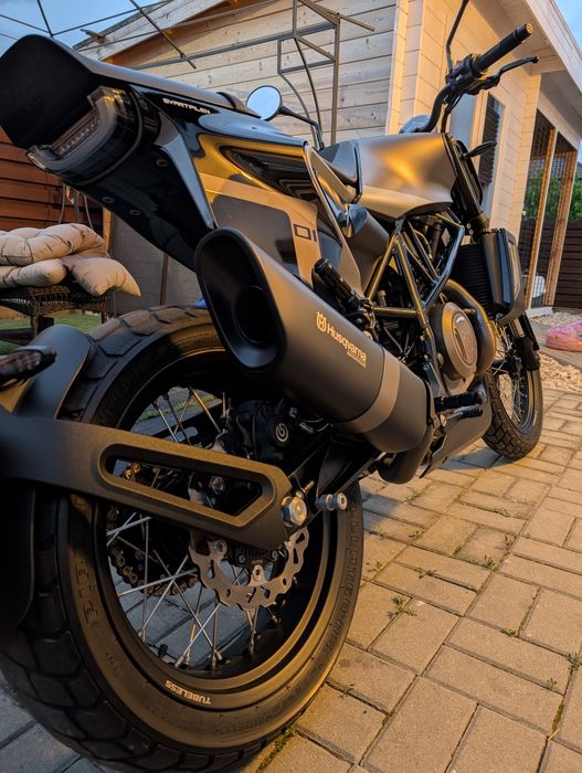 Husqvarna Svartpilen 701 Style