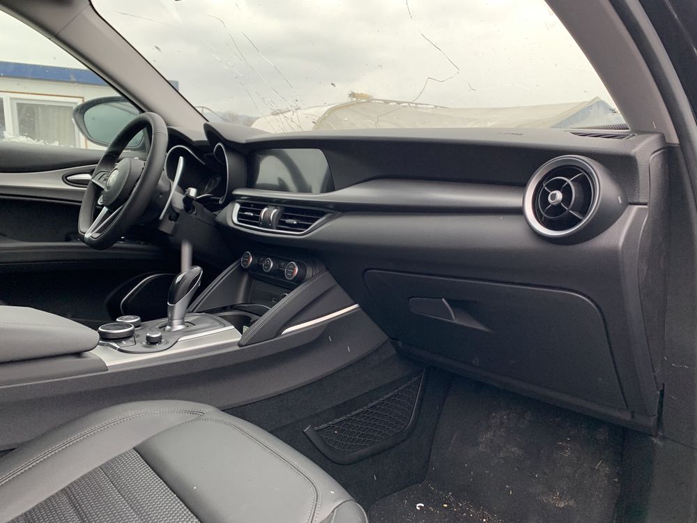 НА ЧАСТИ! Alfa Romeo Stelvio 2.2 D, Q4, 4x4, 2019 г., 2000 км, НОВА