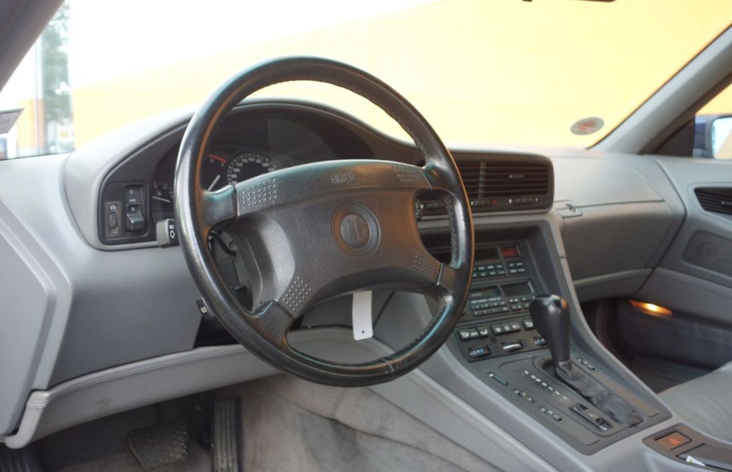 Vând BMW 850CI classic