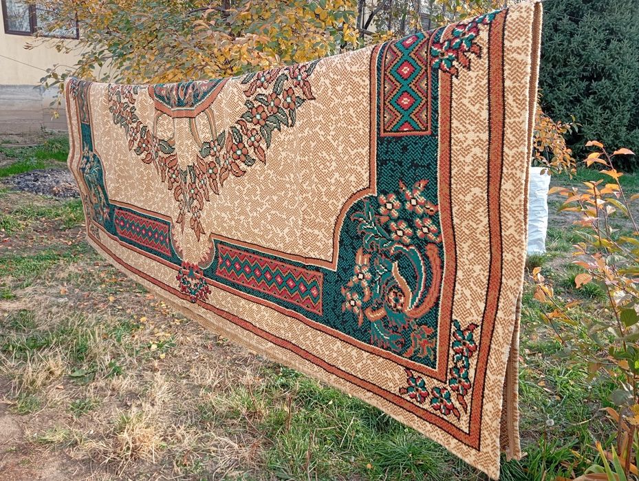 Ковёр состояние отличное