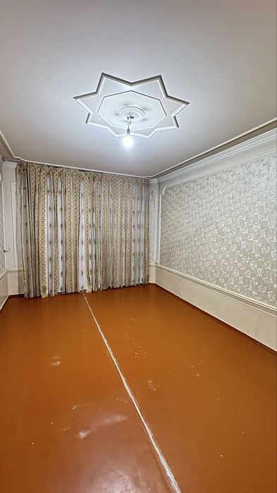 Srochno 5 xonali uy sotiladi!