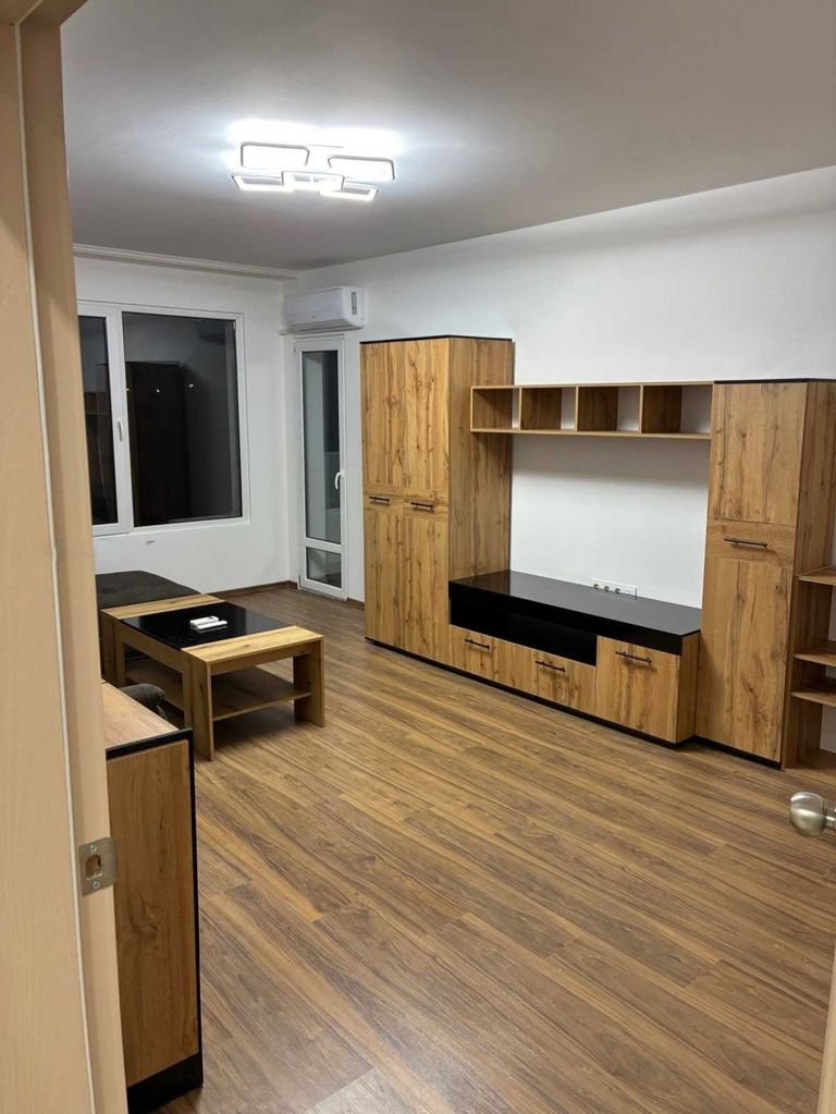 Дава се под наем Четиристаен апартамент в София, Модерно предградие - 113 кв.м за 700 € - Снимка #5