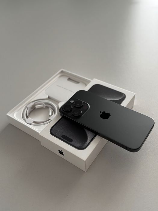 iPhone 15 Pro 256GB Black Titanium