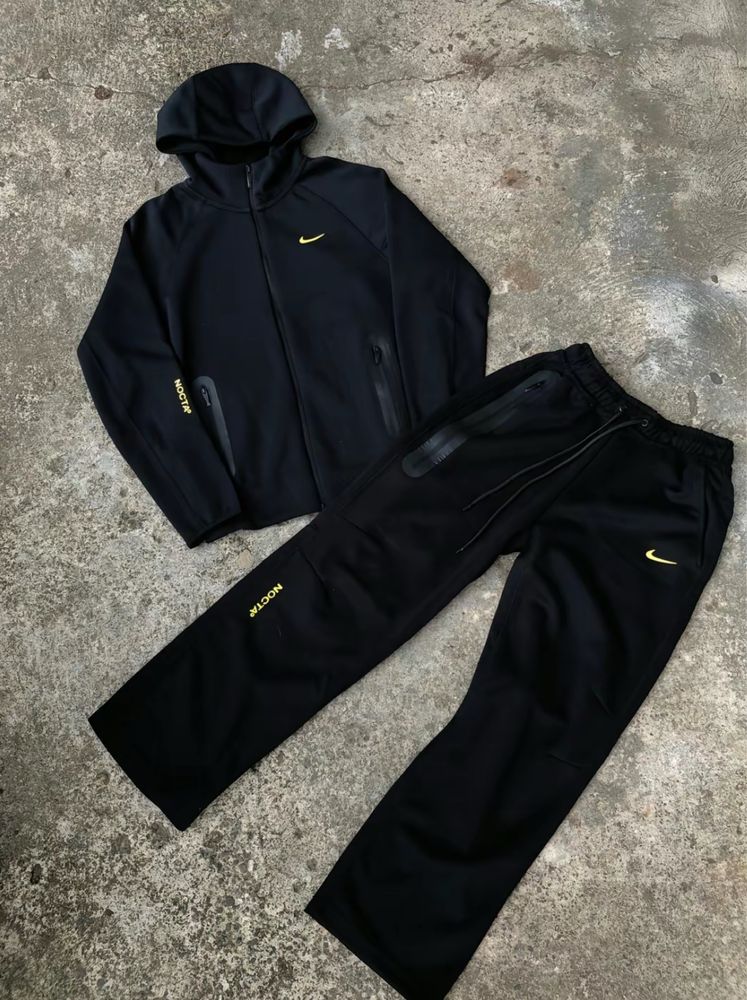 Nike nocta tech fleece black