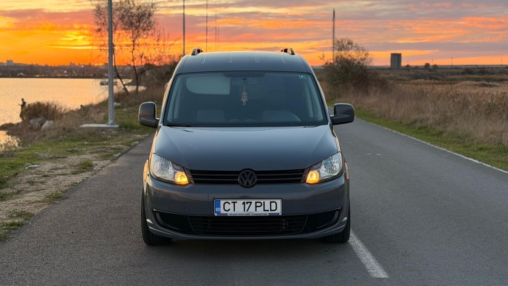 Vând Caddy proprietar dsg