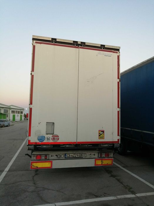 Полуремарке Krone Profi Liner 2014,стандартно,тристранна щора
